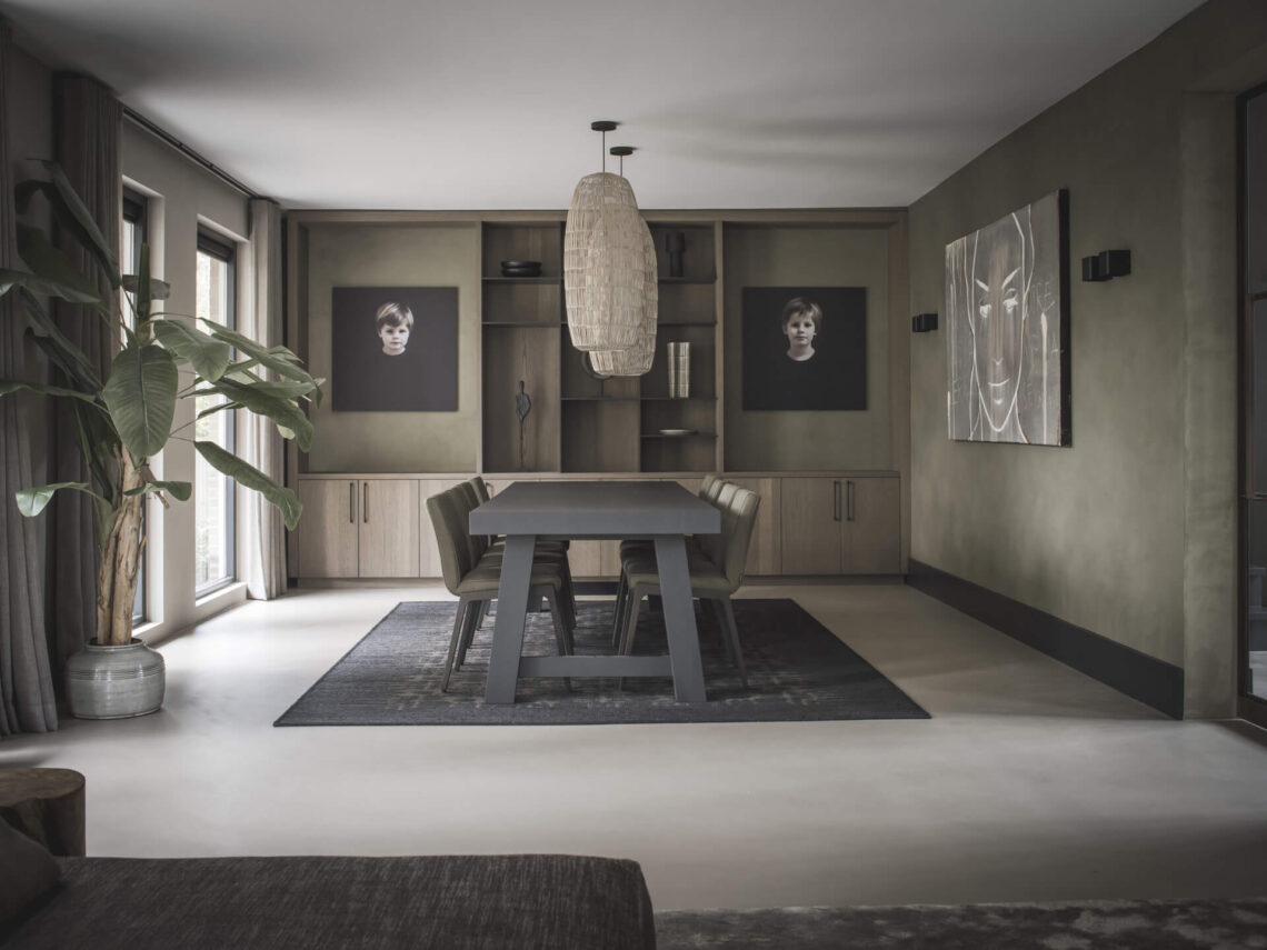 a view of a living room
