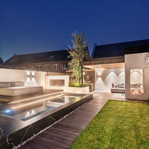 Luxe Stadstuin Met Een Vleugje Bali