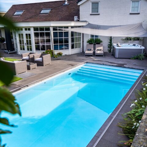 Zwembad, spa & sauna ontspanning waar niets mocht ontbreken!