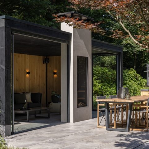 Luxury garden room