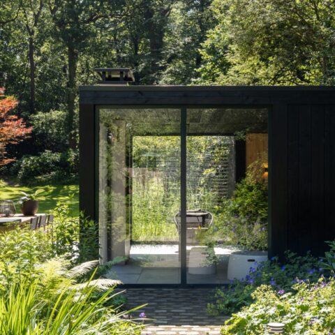 Luxury garden room