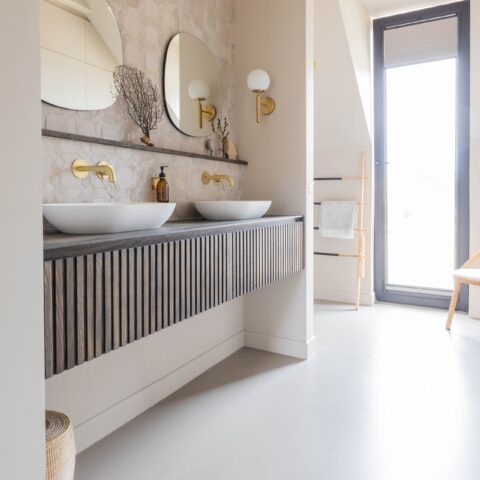 Stylish interior with cast floor