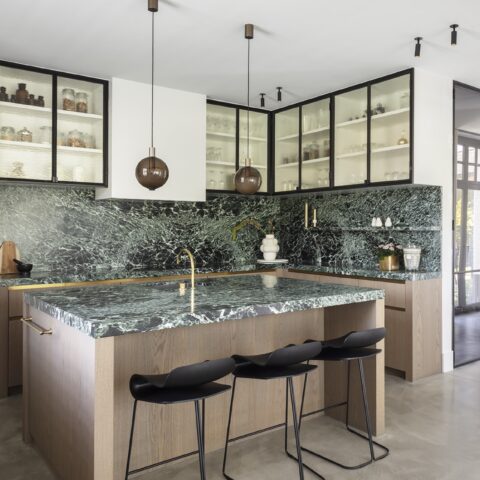 Villa style moderne campagne et intérieur raffiné