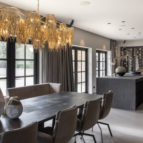 Renovation villa in Zeeland with cast floors and wall panels