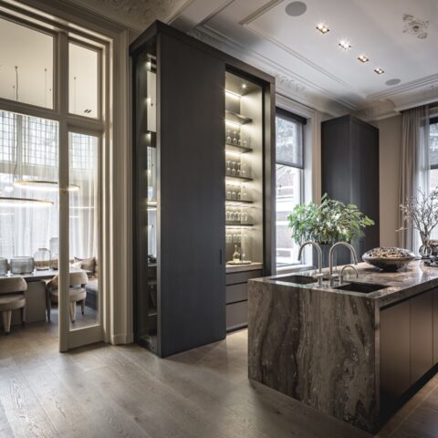 Luxury kitchen with prestigious look