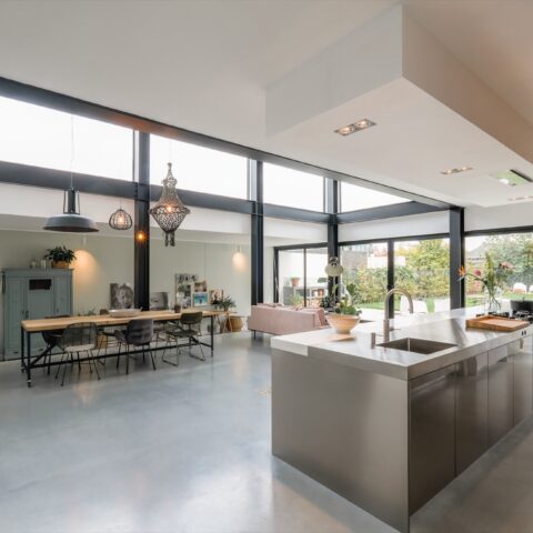 Nieuwbouw industriële woning met vide