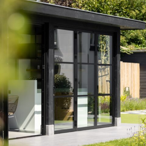 Insulated garden room with outdoor kitchen