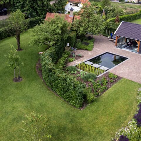 Tuin met zwemvijver Helmond