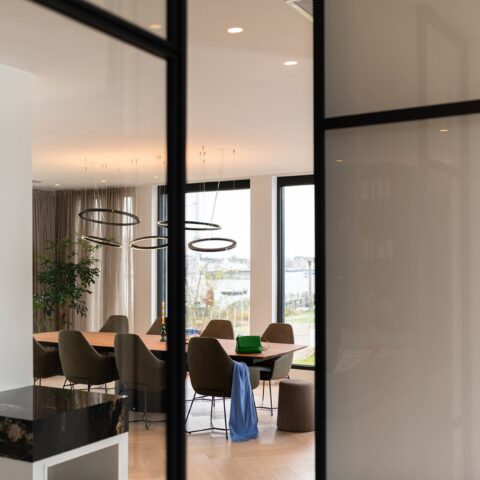 Luxueuze villa aan het water