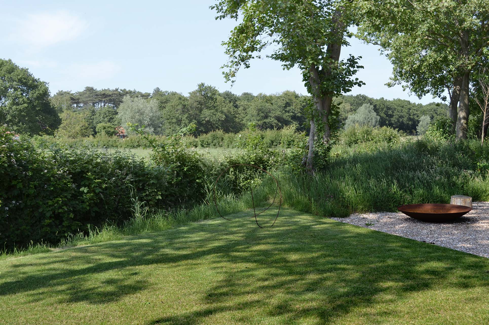 Luxury furniture in a spacious garden, green garden,Grass,Vegetation,Backyard,Yard,Outdoors,Lawn,Park,Woodland,Tree,Garden, Luxury, Design, Exclusive, Modern, Custom Made, Special, Beautiful