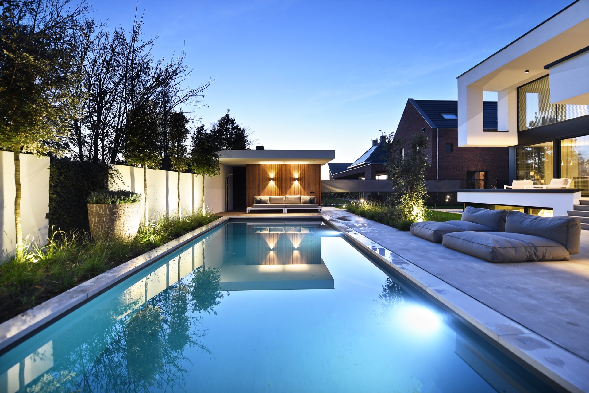 Luxe Zwembad Bij Prachtige Villa Te Sambeek