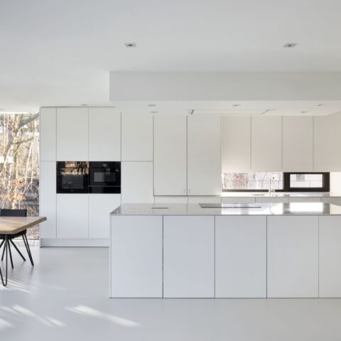 Stoere villa met strak interieur