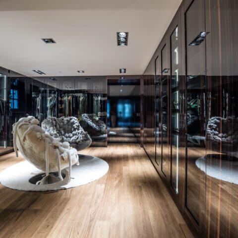 Exclusive walk-in closet