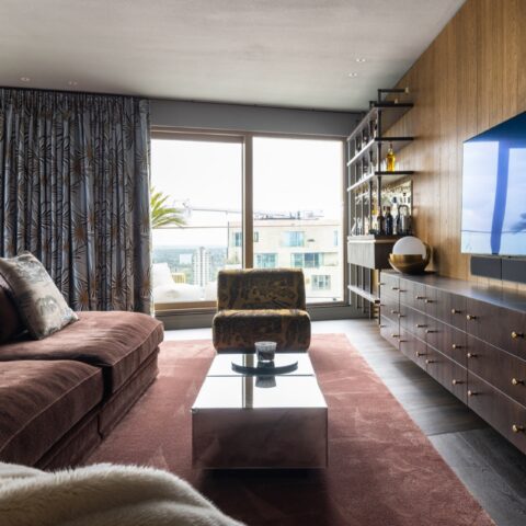 Interieur met luxe gordijnen