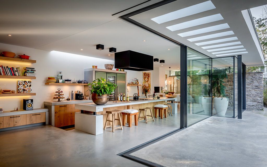 Indoors,Interior Design,Dining Table,Table,Kitchen,Dining Room,Door,Monitor,Floor,Plant, Luxury, Design, Exclusive, Modern, Custom Made, Special, Beautiful