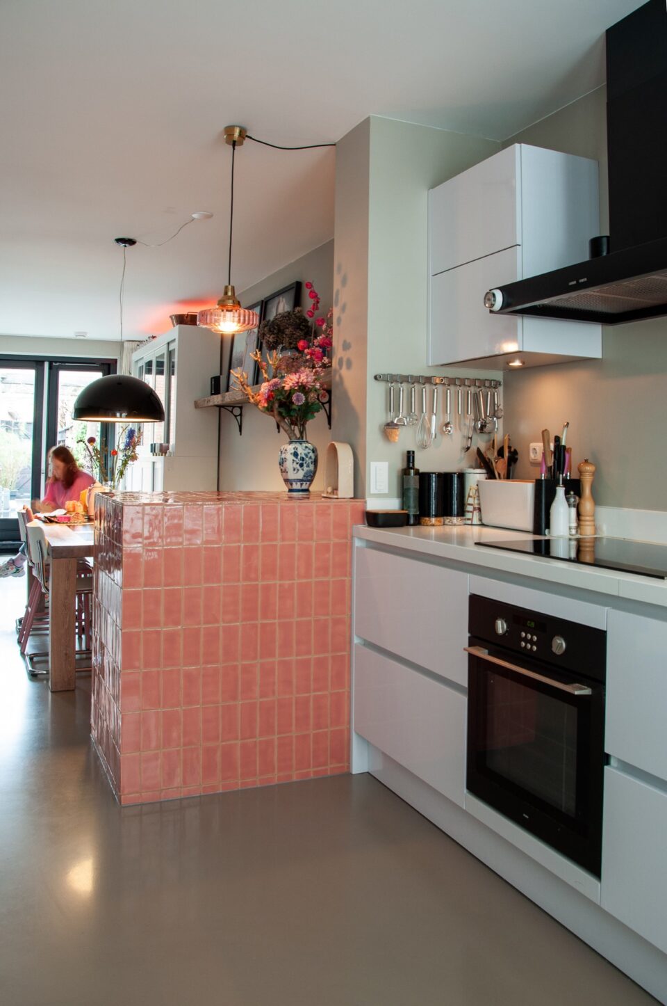 Quantalisque tegels, roze tegels, eetbar, luxe eetbar, roze Quintalisque tegels