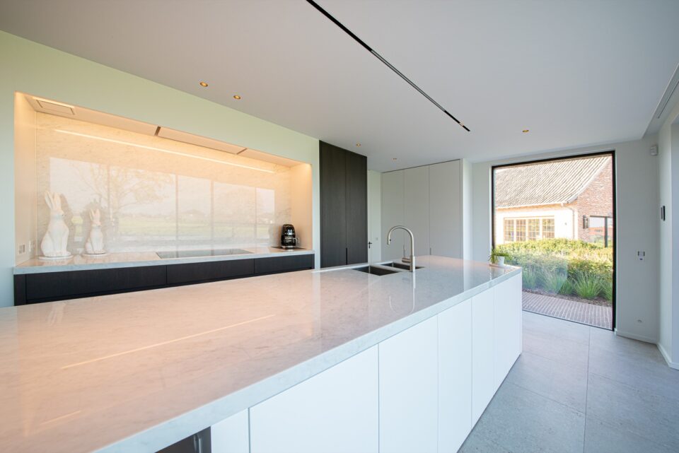 Exclusief interieurproject met marmer | HOOG.design
