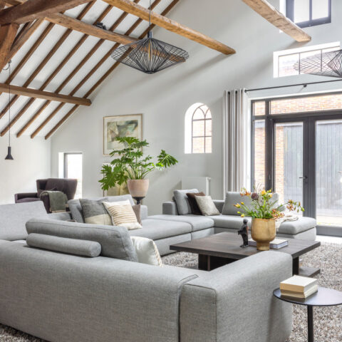 Stijlvol interieur in woonboerderij