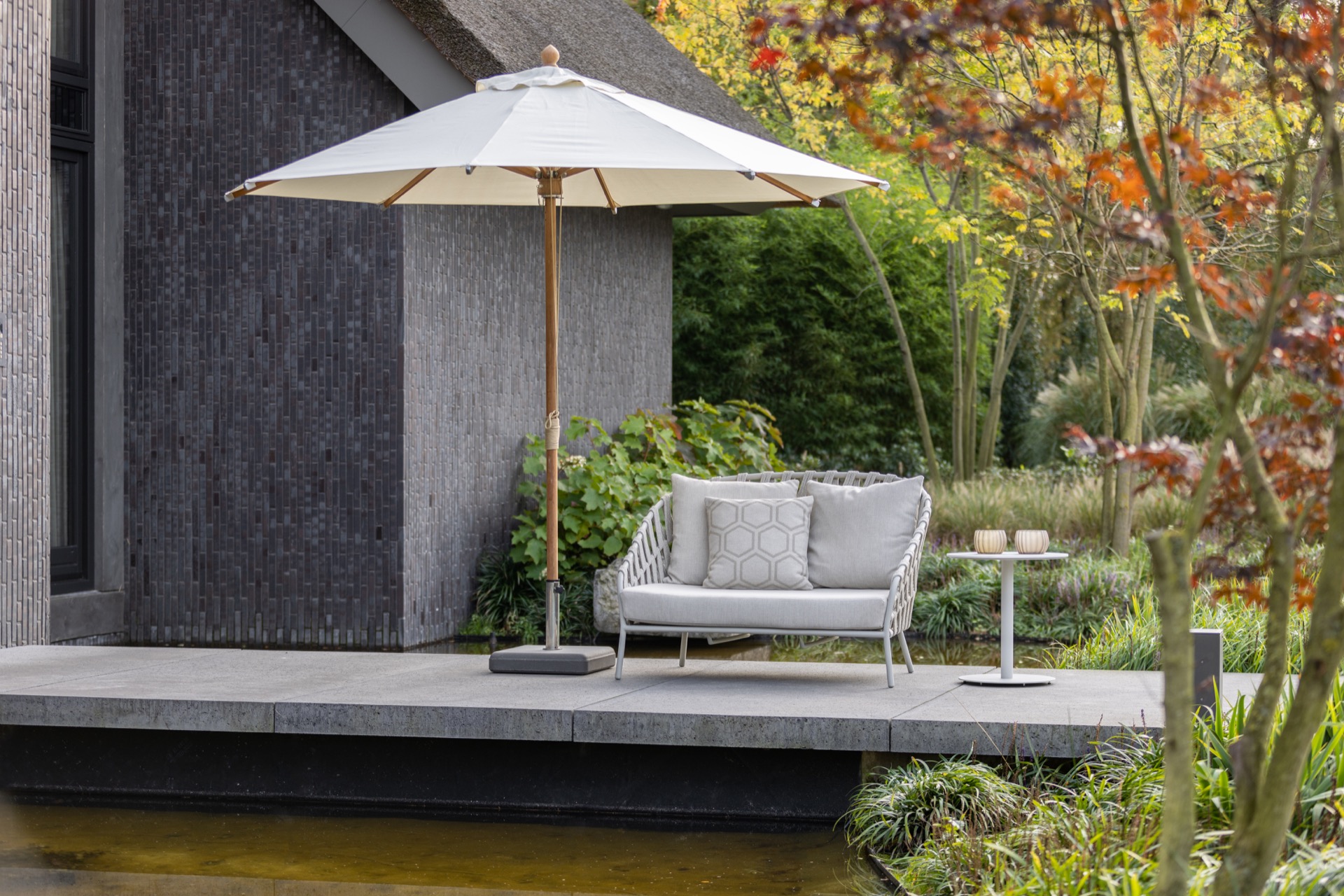 buiten terras, buiten meubilair, luxe buiten meubels, terras set,Huis, behuizing, terras, parasol, luifel, stoel, buiten, gras, veranda, parasol, Luxe, Design, Exclusief, Modern, Maatwerk, Bijzondere, Mooie