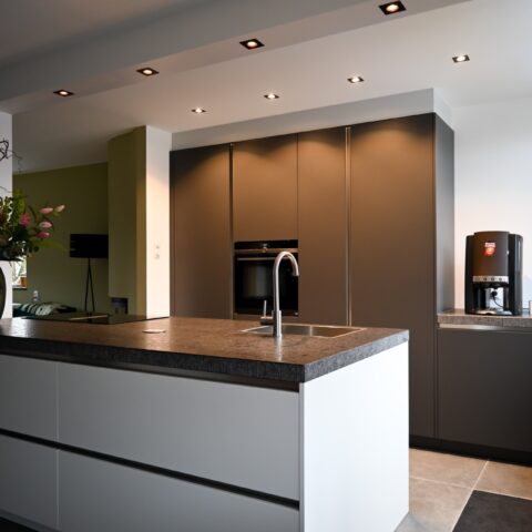 Stijlvol-moderne keuken, Woudrichem