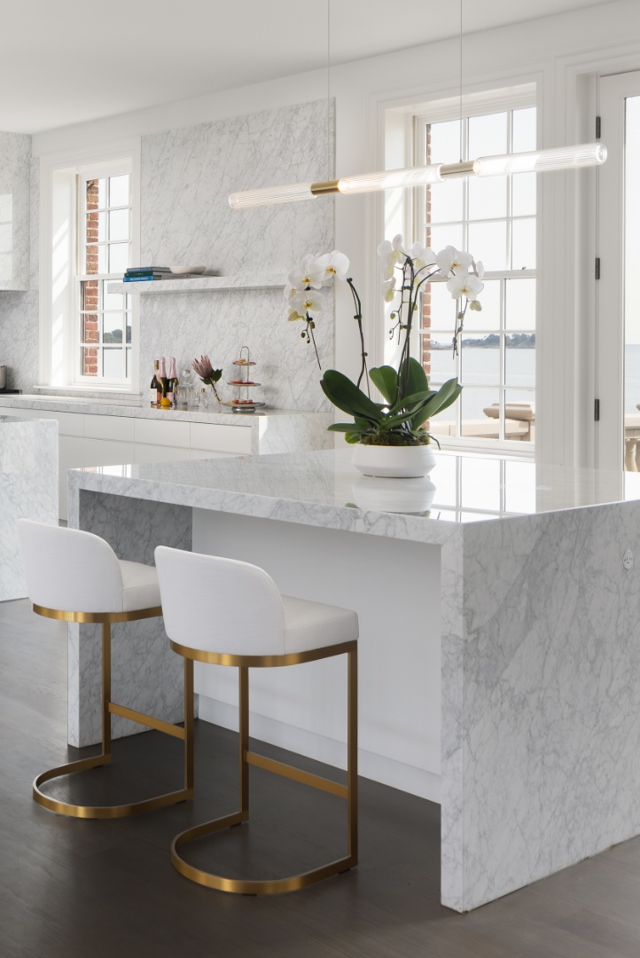 Indoors,Kitchen,Kitchen Island,Interior Design,Flower,Flower Arrangement,Chair,Furniture,Table,Ikebana, Luxury, Design, Exclusive, Modern, Custom Made, Special, Beautiful