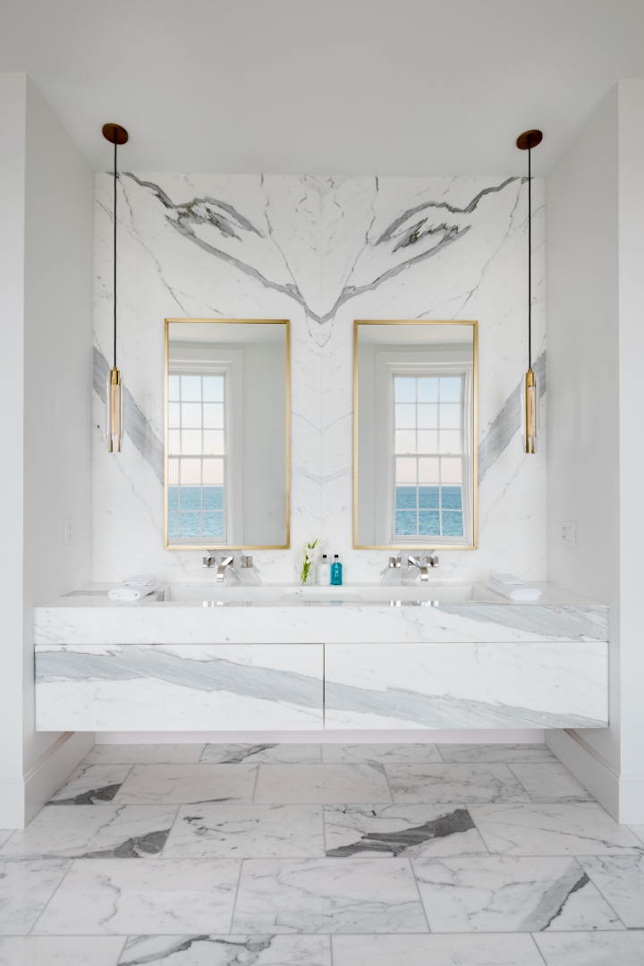 Indoors,Interior Design,Bathing,Sink,Bathtub,Tub,Sink Faucet,Bathroom,Double Sink,Window, Luxury, Design, Exclusive, Modern, Custom Made, Special, Beautiful