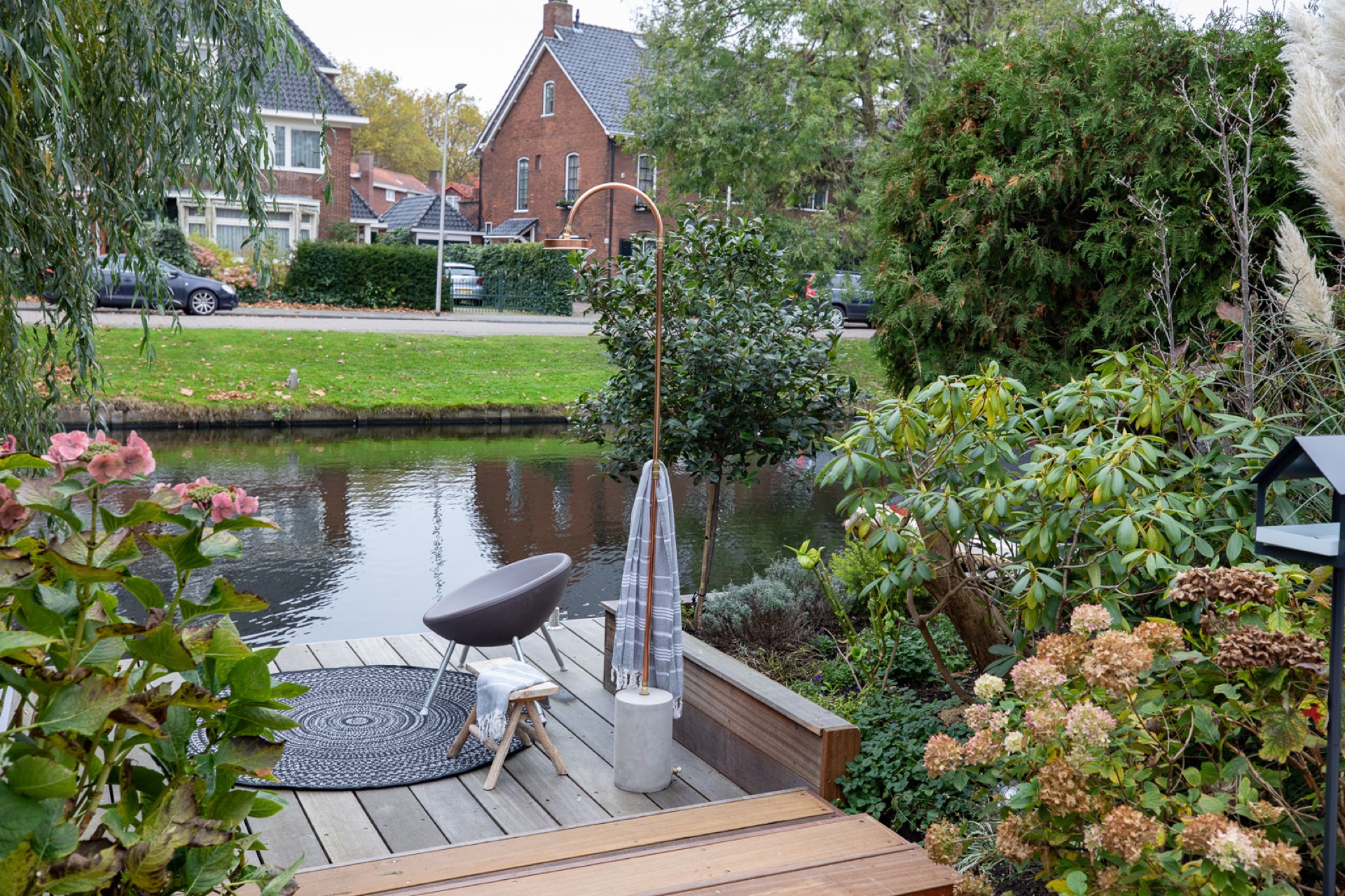 Nature,Outdoors,Scenery,Pond,Water,Backyard,Chair,Waterfront,Car,Lakefront, Luxury, Design, Exclusive, Modern, Custom Made, Special, Beautiful