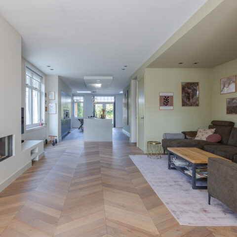 EIken Hungarian point floor 12x60cm