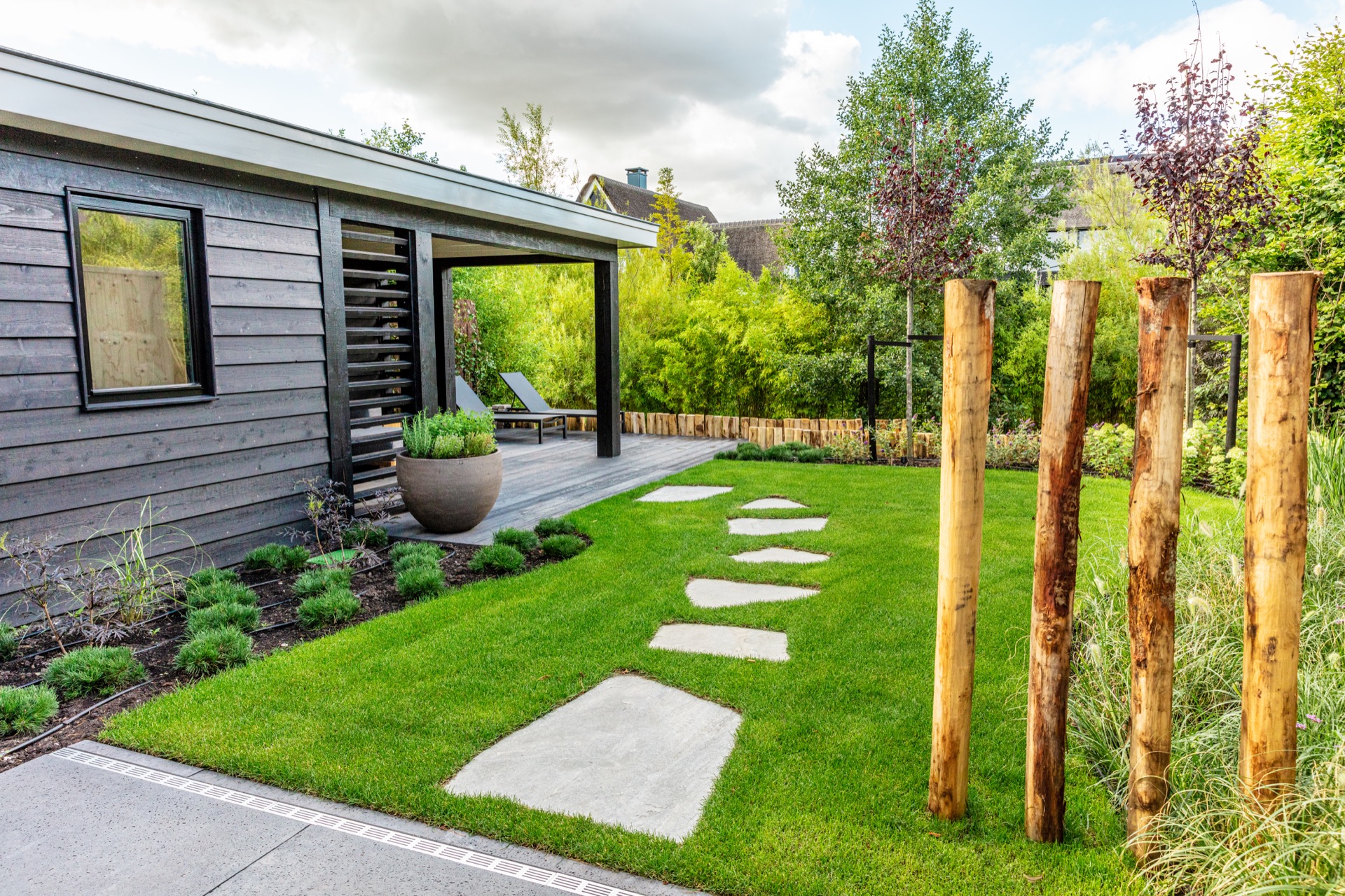 Backyard,Nature,Outdoors,Yard,Grass,Plant,Lawn,Garden,Tree,Interior Design, Luxury, Design, Exclusive, Modern, Custom Made, Special, Beautiful