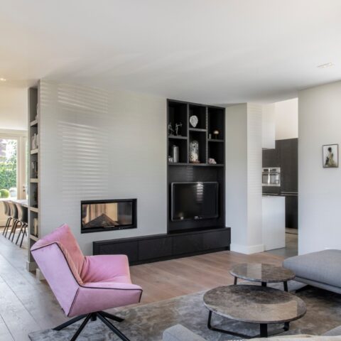 Strak landelijke villa met speelse twist