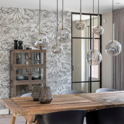 Strak landelijke villa met speelse twist