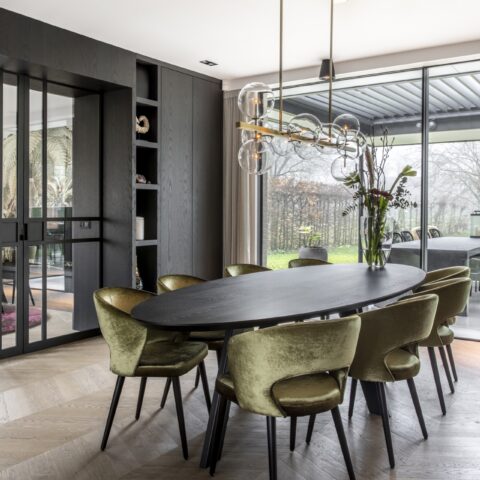 Luxe en leefbare jaren ’70 villa