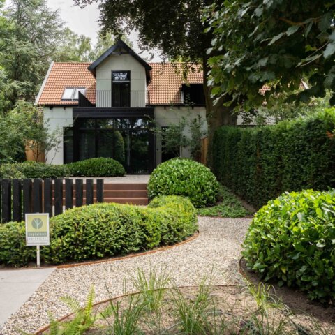 Voortuin jaren ’30 woning