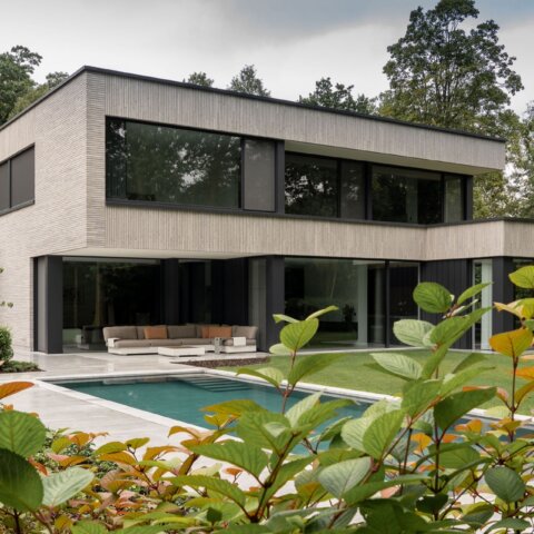 Strakke villa V
