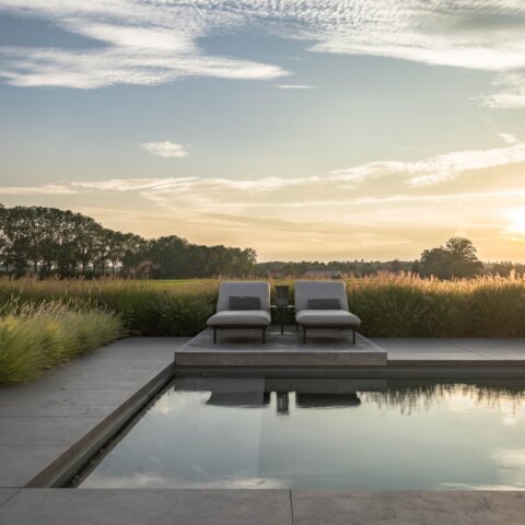 Tuin met diverse materialen