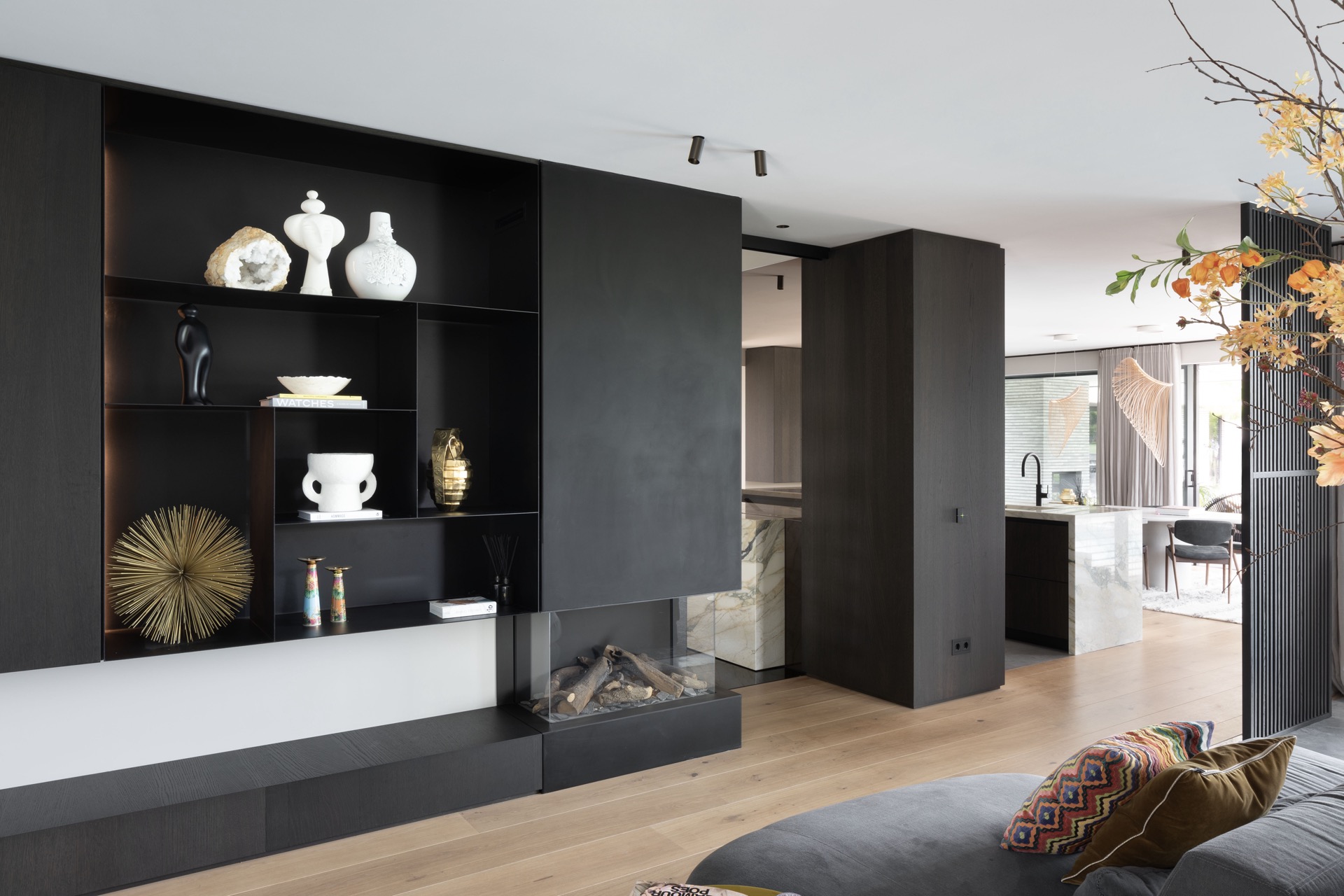 Indoors,Interior Design,Furniture,Closet,Cupboard,Cabinet,Cup,Bread,Home Decor,Sliding Door, Luxury, Design, Exclusive, Modern, Custom Made, Special, Beautiful