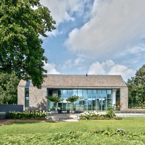 Villa NW6