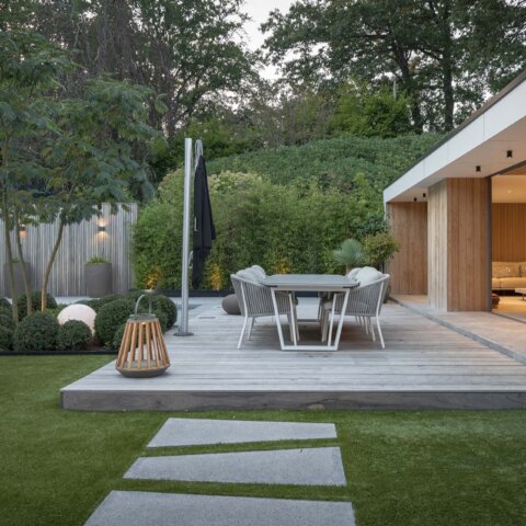 Moderne wellnesstuin Huis ter Heide