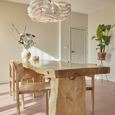 Markante armaturen in een uitgesproken interieur