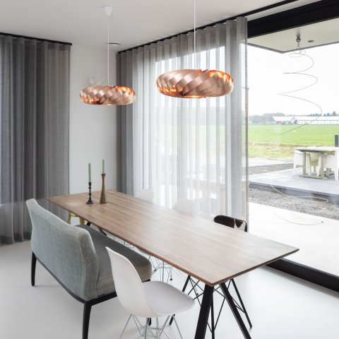 Rustig interieur met markante armaturen