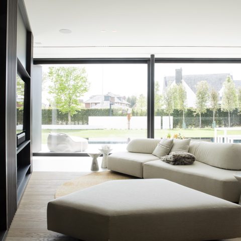 De villa, waar tijdloze luxe harmonieert met ultieme rust