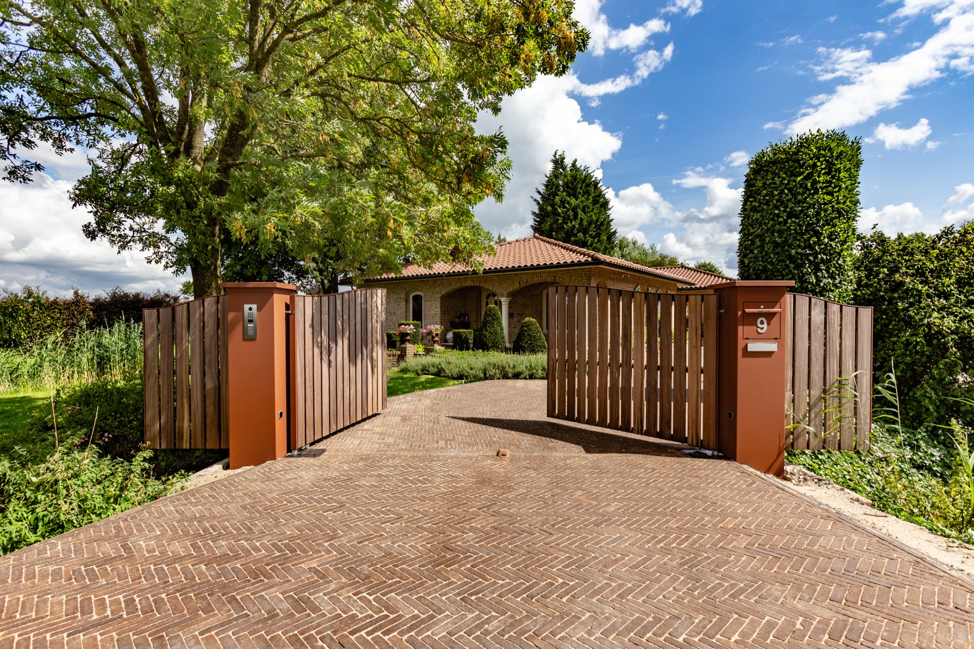 Luxury, Design, Exclusive, Modern, Custom Made, Special, Beautiful