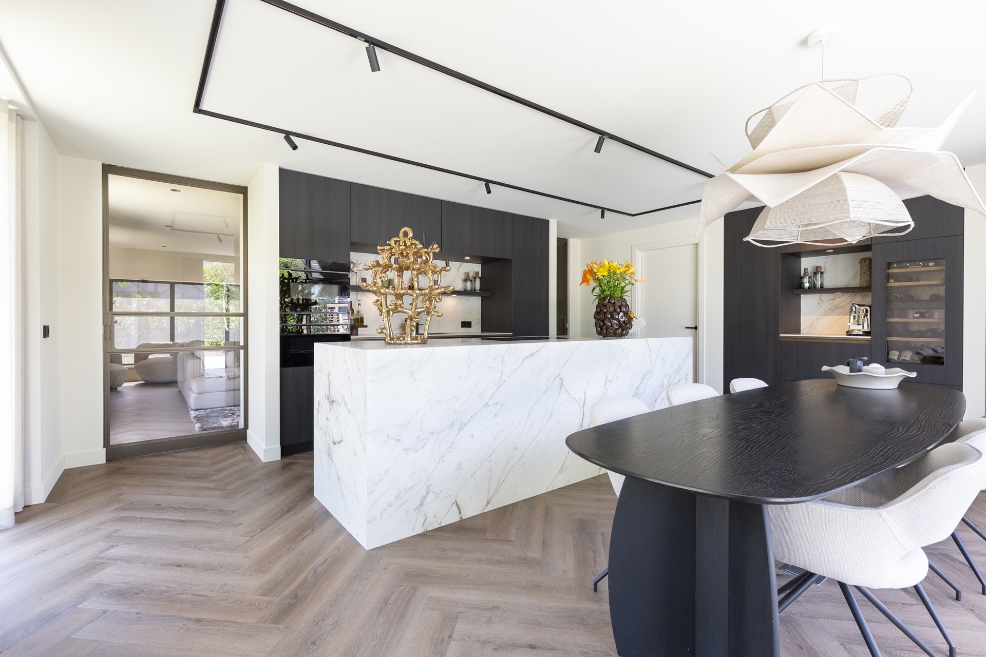 luxe keuken, keuken met kookeiland, luxe keuken met keramieken kookeiland , Luxury, Design, Exclusive, Modern, Custom Made, Special, Beautiful