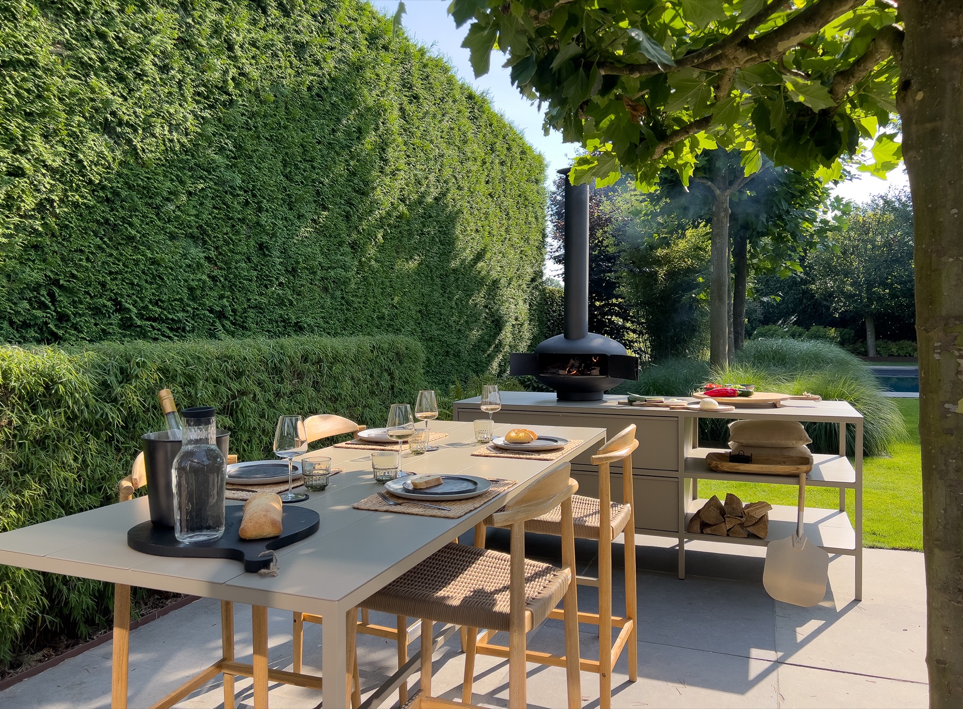 horno de leña exterior para pizza: outdoor dining & cooking met de B-OUTDOOR 8, Luxury, Design, Exclusive, Modern, Custom Made, Special, Beautiful