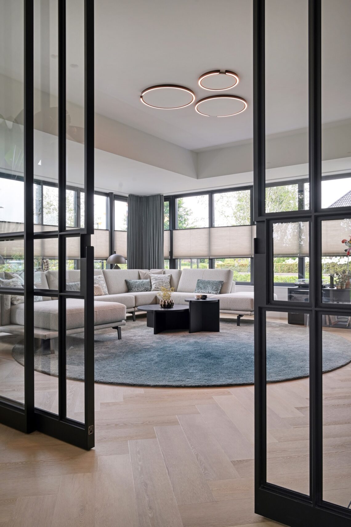 Indirecte led verlichting in villa-interieur | HOOG.design