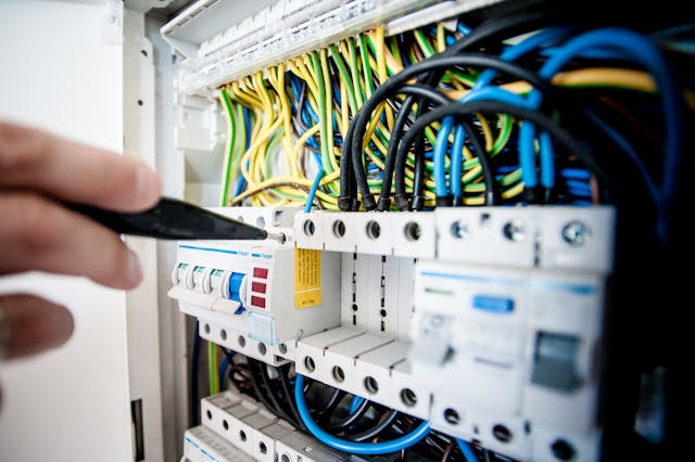 Veiligheid voorop in jouw huis met een goede installatie-automaat