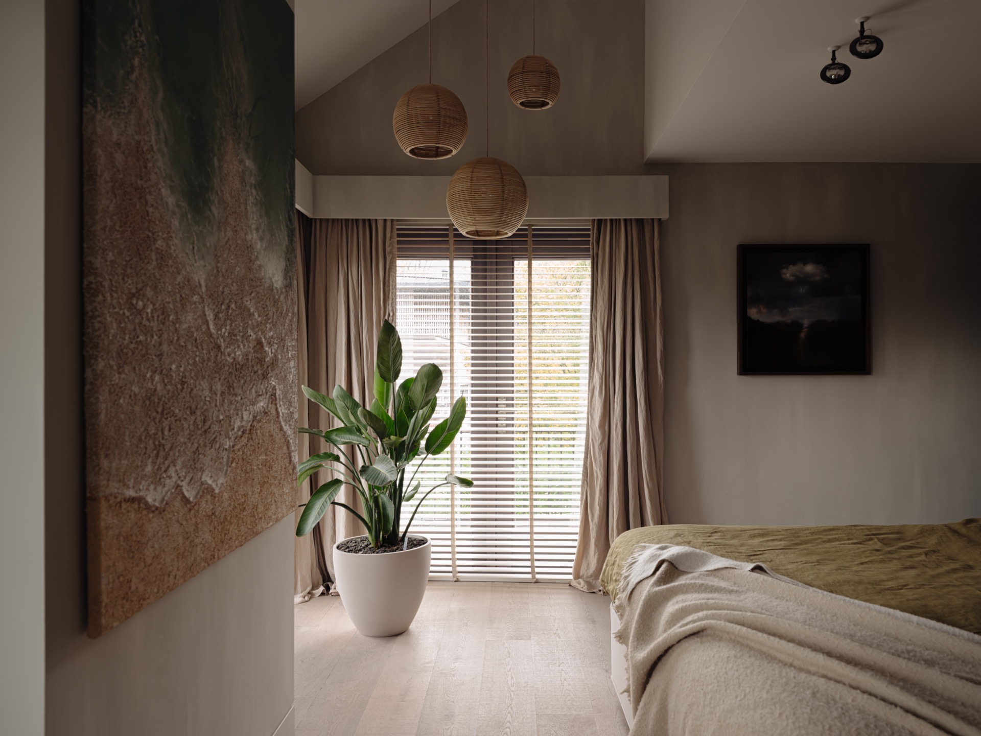 villa interior renovation: detail of a marble tabletop with natural veining and warm light, Luxury, Design, Exclusive, Modern, Custom Made, Special, Beautiful