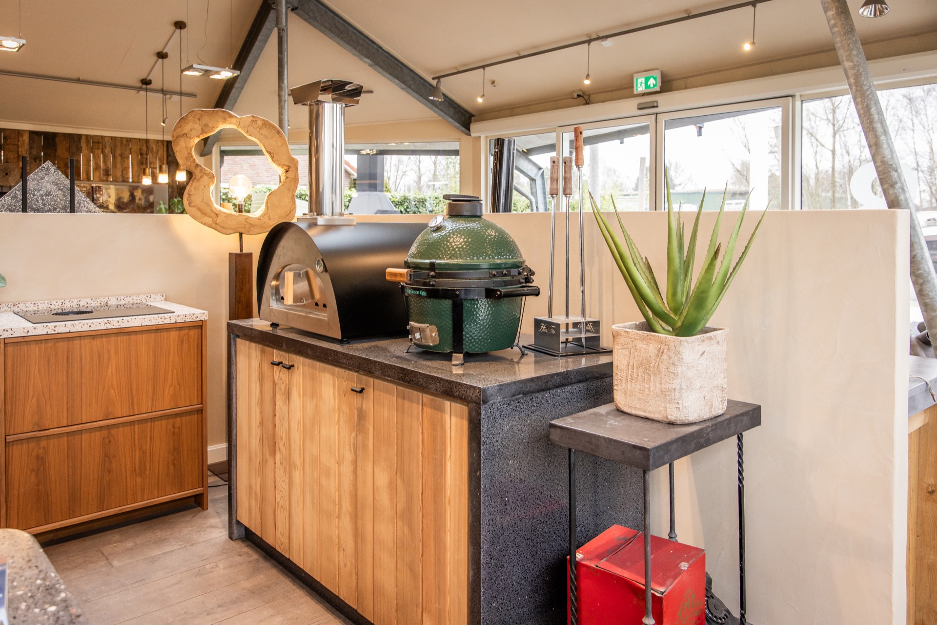 showroom de cocina y baño a medida: showroom voor maatwerk keukens en badkamers met uitgebreide materiaalstalen, Luxury, Design, Exclusive, Modern, Custom Made, Special, Beautiful