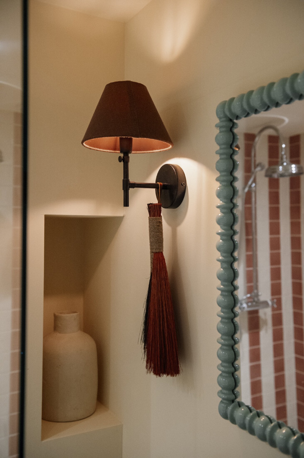 home renovation contractors: bathroom detail with chrome faucet, flexible hose and wall finish, Luxe, Design, Exclusief, Modern, Maatwerk, Bijzondere, Mooie