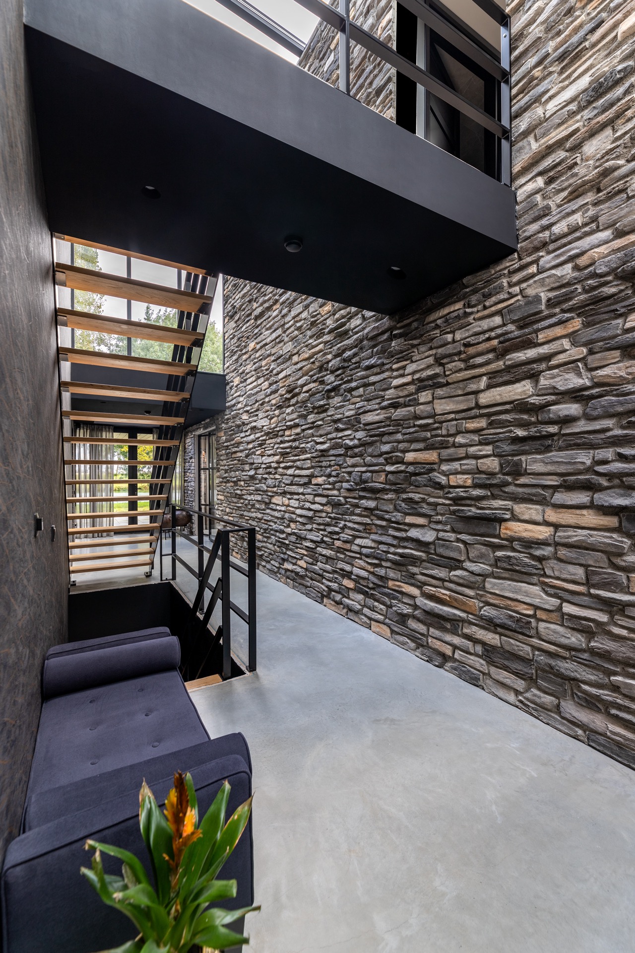 modern home natural stone strip cladding: window detail with natural stone wall, black frames and curtains beside a large, Luxe, Design, Exclusief, Modern, Maatwerk, Bijzondere, Mooie